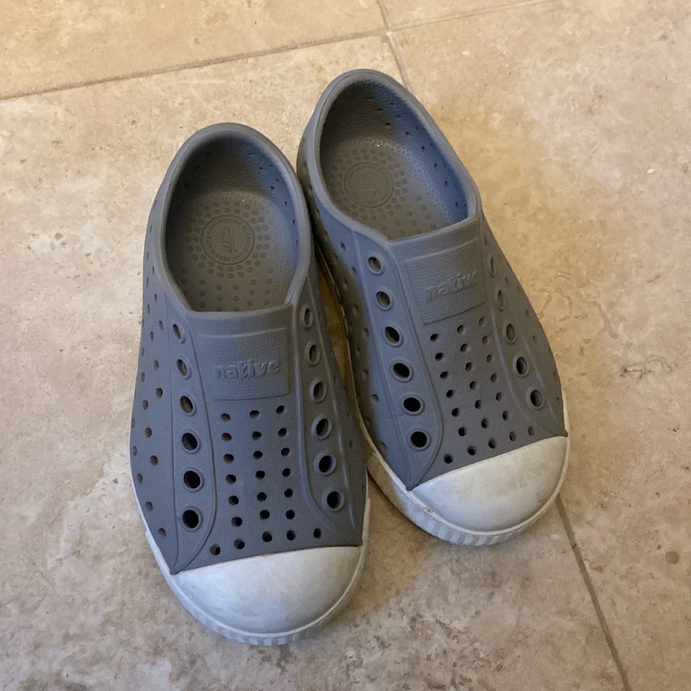 Gray Natives